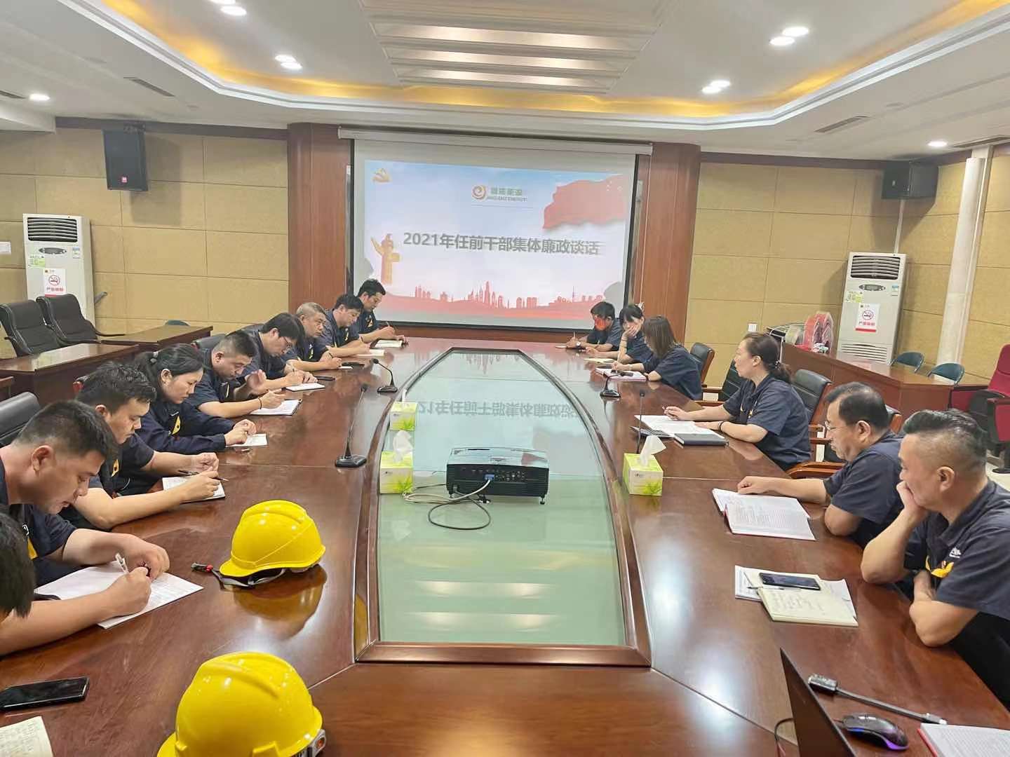 911f90b32d7961394783873fee86c33.jpg 911f90b32d7961394783873fee86c33.jpg